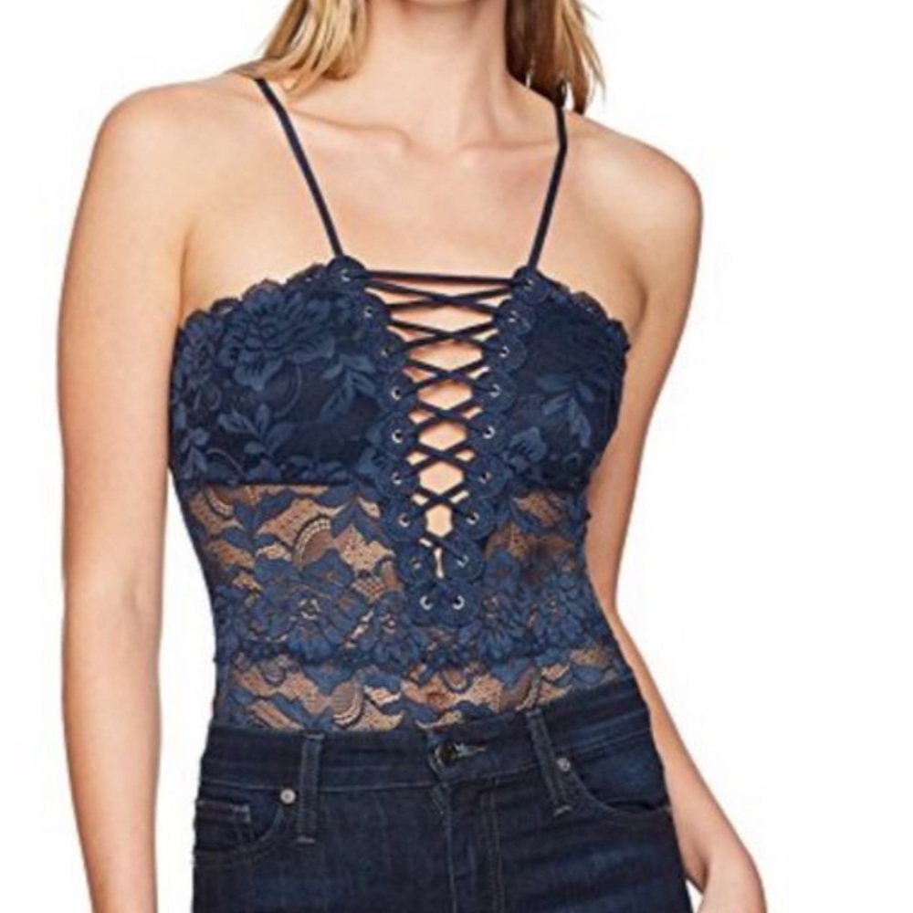 GUESS Women's Sleeveless Dante Lace Up Bodysuit